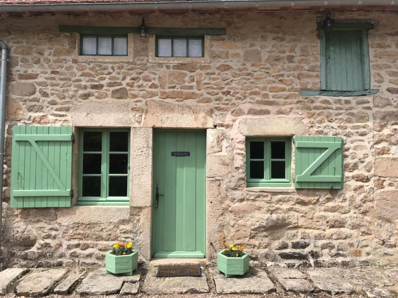 Morvan La Pastourelle Quarre-les-Tombes Luaran gambar