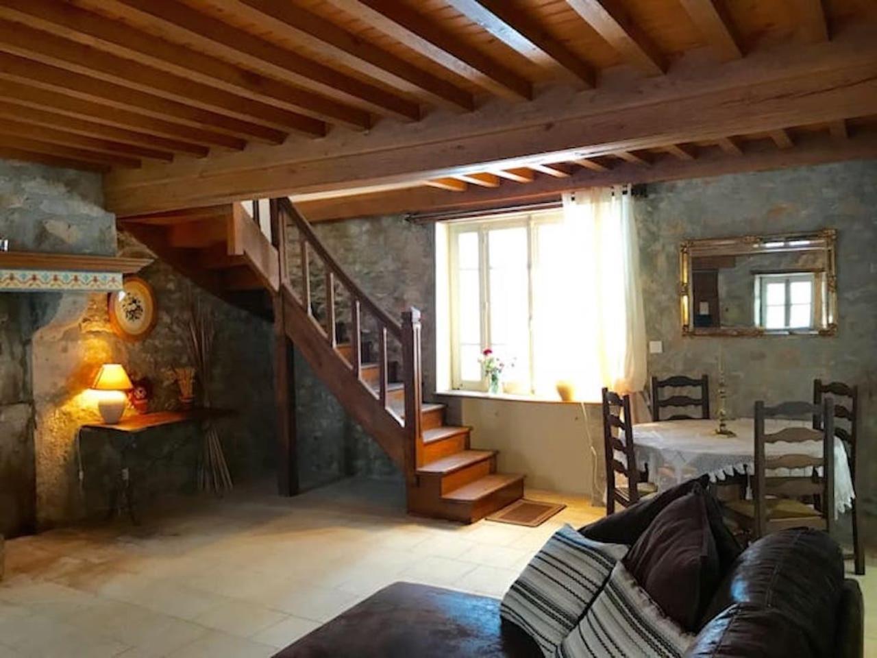 Morvan La Pastourelle Quarre-les-Tombes Luaran gambar